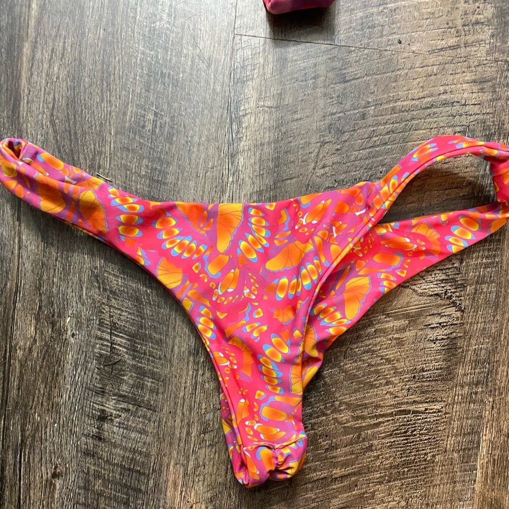 Moana butterfly runch bottoms